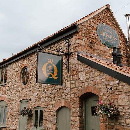 The Queens Chew Magna Rum bild